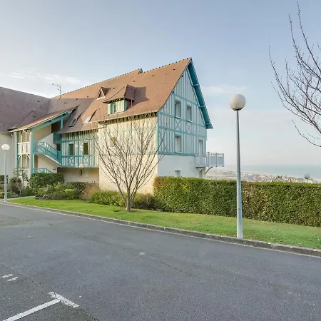 Le Cap Bleu-2 *